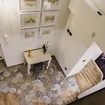 House كاتانيا