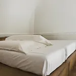 بيت ضيافة House 4*