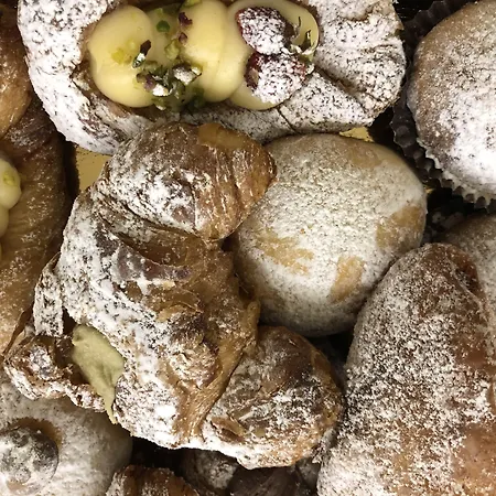 House Pensjonat Katania