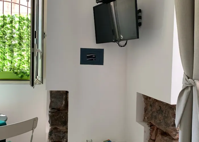 House 4*