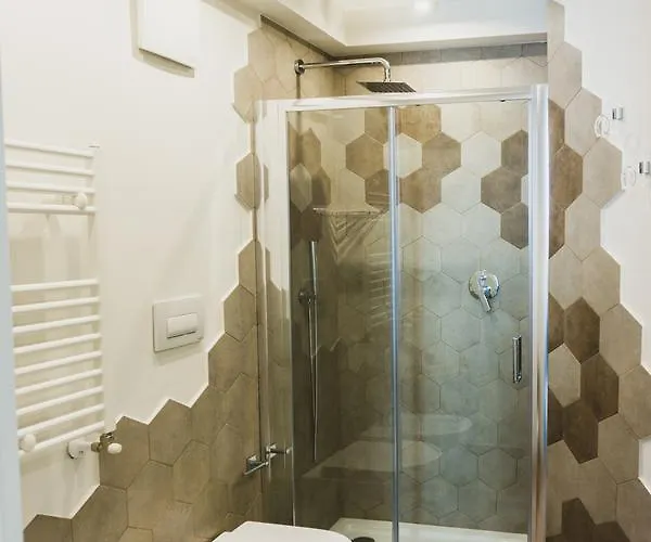 House 4* Katánie